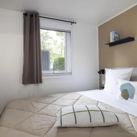 La Daviere - Maeva Kemp 4*